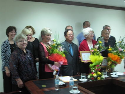 សារសន្តិភាពពីបណ្ដានារីអាមេរិក